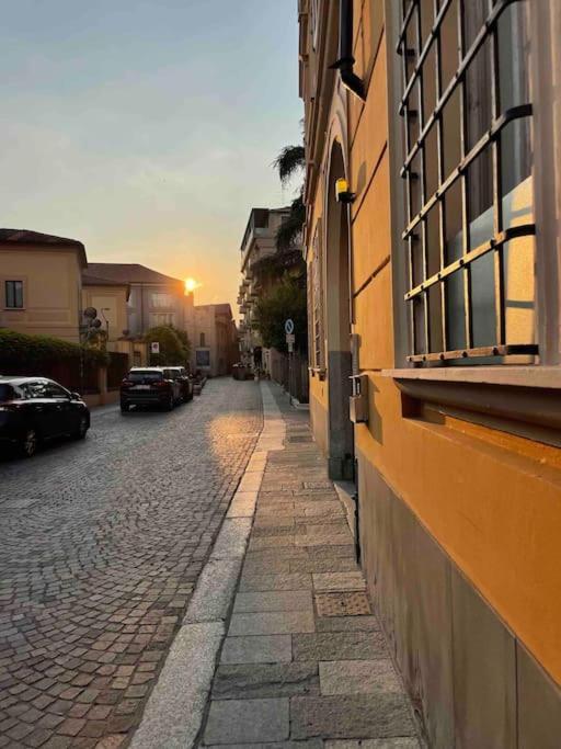 Ferienwohnung Minimal Loft In Centro A Piacenza Exterior foto